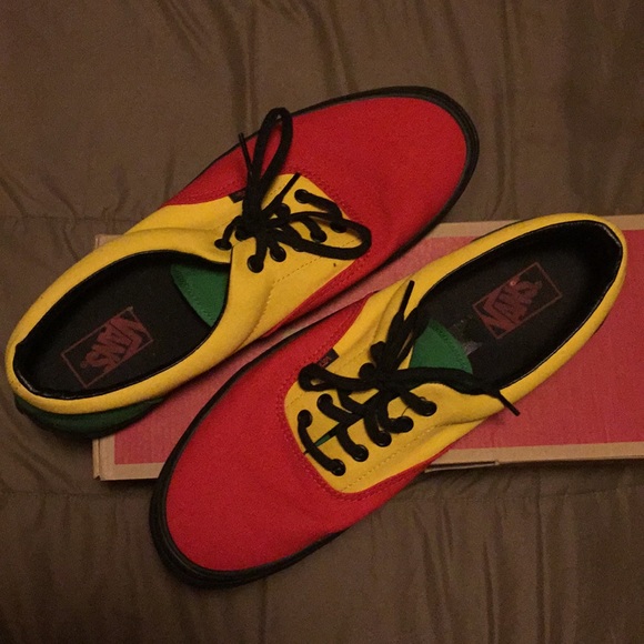 vans era rasta